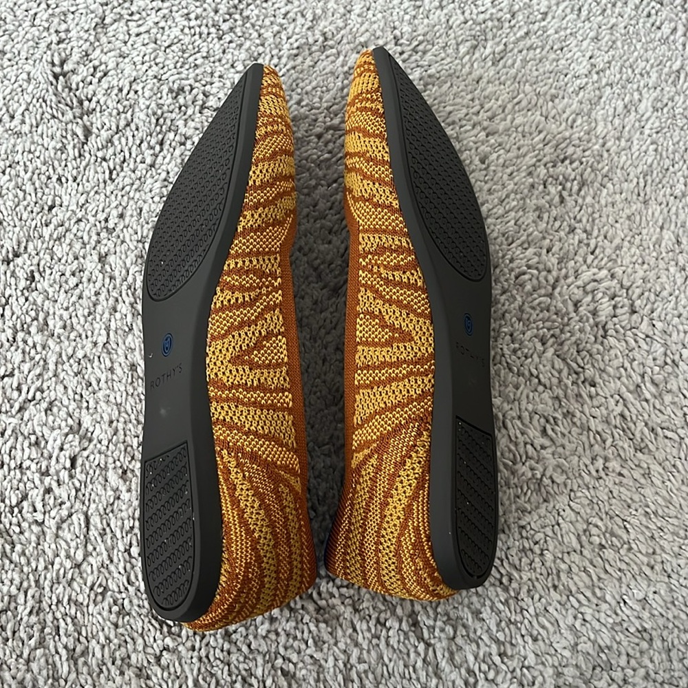 Rothy’s Golden Zebra Points - Size 7 - image 4